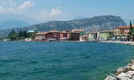 温带海洋性气候的自然带归属及特点